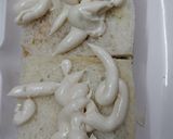 A picture of step 5 of ColeSlaw Sandwich.