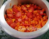 A picture of step 1 of Pressure Cooker Carrot Halwa.