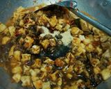Foto langkah ke 4 dari resep Tumis kerang tahu bumbu kecap.