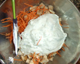 Foto del paso 4 de la receta: Ensalada de pollo con tzatziki