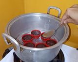 Foto langkah ke 6 dari resep Lava Cake Chocolatos.