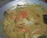 Foto langkah ke 5 dari resep Kare kepiting campur terong.