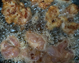 Foto langkah ke 2 dari resep Ayam Bawang Tepung.