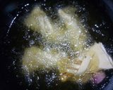 A picture of step 6 of Instant Aloo Semosas.
