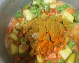 A picture of step 3 of Turai aloo ka salan.