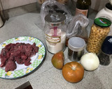 Foto del paso 2 de la receta: Tiras de ternera en salsa de verduras y chorizo