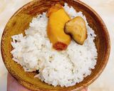 Hình bước làm 3 của món Mâm cơm nhà : chả lá lốt, nấm đùi gà kho nước tương, cải cúc nấu thịt băm