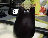 Foto del paso 1 de la receta: Berenjena rellena de pollo