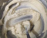 A picture of step 1 of Berries and walnut cookies.