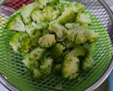 Foto langkah ke 2 dari resep Tahu Cabe Garam Brokoli Wortel Teri Jepang Shirasu Teri Nasi.