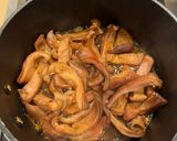 Hình bước làm 3 của món Dạ dày kho tiêu 🥘