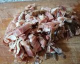 A picture of step 1 of Maccheroni with Sliced Cold Cuts and Peppers.