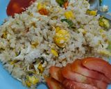 Foto langkah ke 3 dari resep Nasi goreng tanpa bawang merah, bawang putih dan kecap.