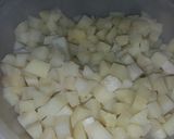 Foto del paso 1 de la receta: Papitas con chorizo