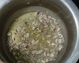 A picture of step 5 of Moti Pulao.
