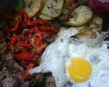 Foto del paso 5 de la receta: Bifecitos de cerdo a la riojana a la plancheta