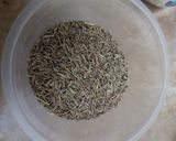 A picture of step 1 of Bhuna kutta Zeera seeds.