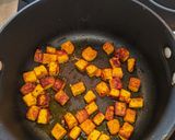 A picture of step 2 of Saag Paneer.