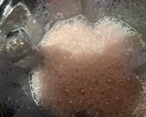 A picture of step 2 of Strawberry and banana smoothies.