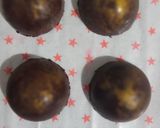 Foto del paso 4 de la receta: Esfera de chocolate rellena de helado de fresa