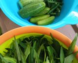 Foto langkah ke 1 dari resep Sayur Asem Kangkung.