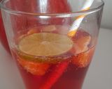 A picture of step 1 of Moctail : crodino with gingerbeer and agave.