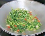 Foto langkah ke 2 dari resep Tumis kangkung ala resto.