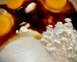 Foto del paso 1 de la receta: Tarta de yogur con aroma de vainilla (en airfryer)