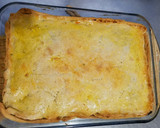 Foto del paso 7 de la receta: Tarta de atún, choclo, zanahoria, huevo y cebolla