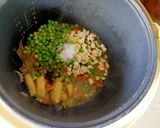 A picture of step 3 of Vegetable Navratna Pulao.