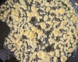 A picture of step 4 of Meethi boondi.