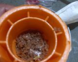 A picture of step 3 of Cake in ice-cream cone.