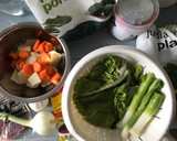 Foto del paso 1 de la receta: Puré verde de verduras