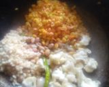 A picture of step 2 of Panch dal khichdi.