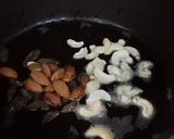 A picture of step 1 of Nav Ratan Pulao.