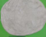Foto langkah ke 6 dari resep Pizza teflon mudah step by step.