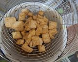 Foto langkah ke 1 dari resep Telur Dadar Tahu.