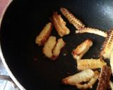 A picture of step 3 of Baby corn pakora and upma.