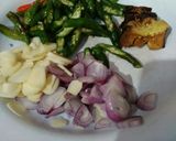 Foto langkah ke 1 dari resep Tempe Kecap Cabe Ijo.