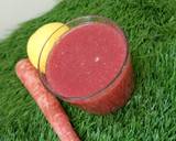 Apple Pomegranate carrot detox juice recipe step 3 photo