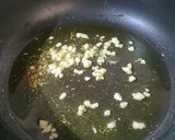 Foto del paso 1 de la receta: Arroz blanco con verduras y salmón