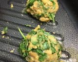 A picture of step 3 of Spinach With Chickpea Sandwich.