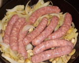 Foto del paso 4 de la receta: Longanizas en salsa con Puré de Patata