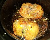 Foto del paso 4 de la receta: Pierna de pollo deshuesada al ajillo en Airfryer