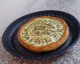 Une image de l'étape 10 de Tarte à la courgette moutarde et fromages 🍴.