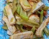 Hình bước làm 3 của món Susu xào đậu hũ