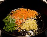 A picture of step 4 of Vegetable momos.