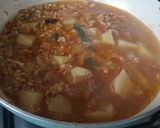 A picture of step 4 of Chicken qeema Aloo.