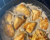Foto del paso 5 de la receta: Pollo en salsa de hongos