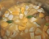 Foto langkah ke 4 dari resep Tomyam steamboat ala rumahan praktis enak banget.